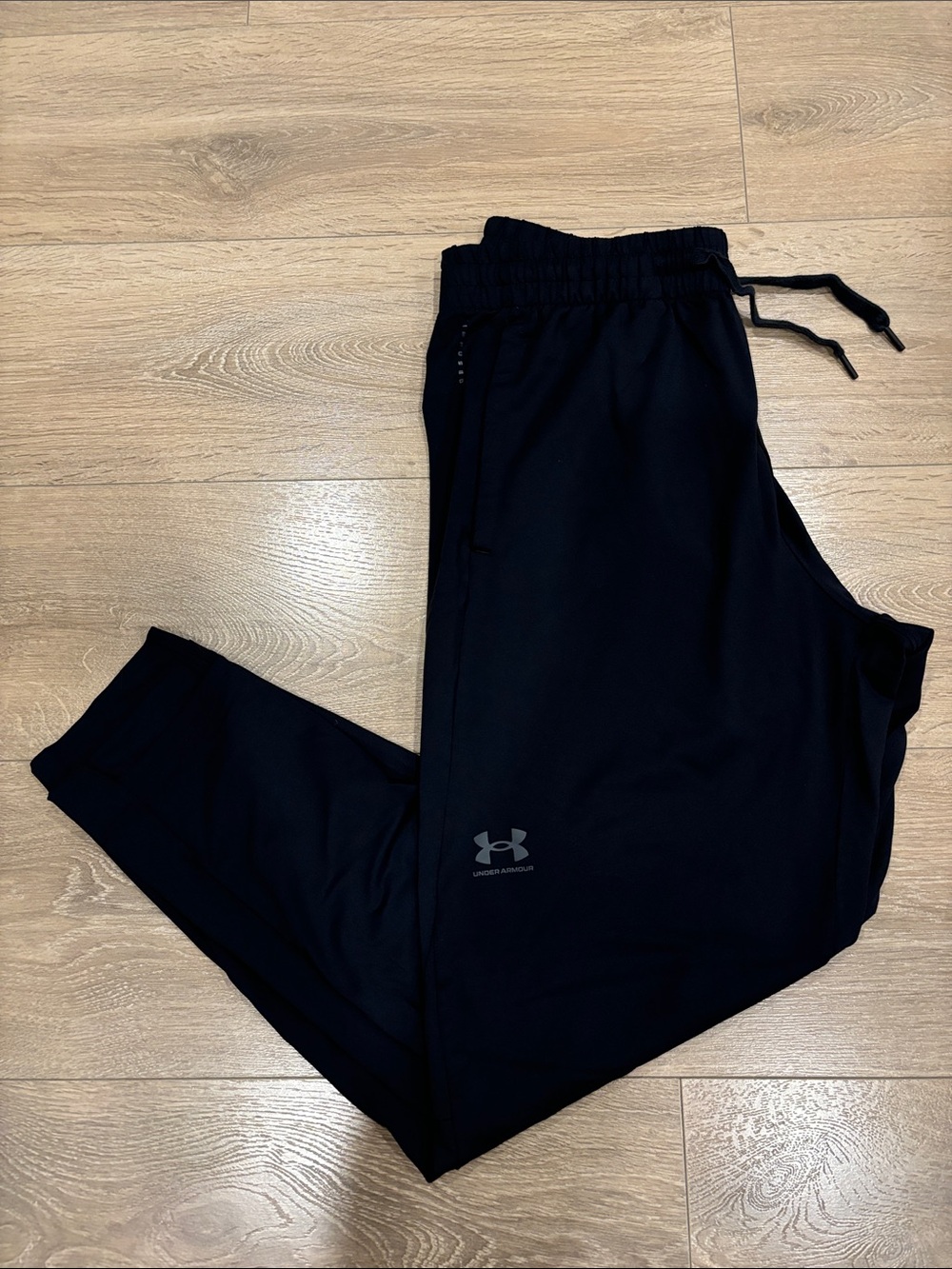 Under Armour Black Men's Athletic Jogger Sweatpants size large